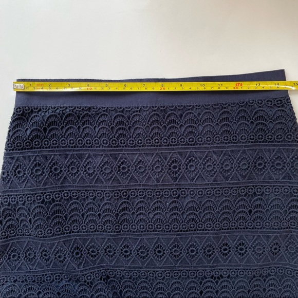 Ann Taylor LOFT Crochet Lace A-Line Skirt Navy NWT - Picture 6 of 7